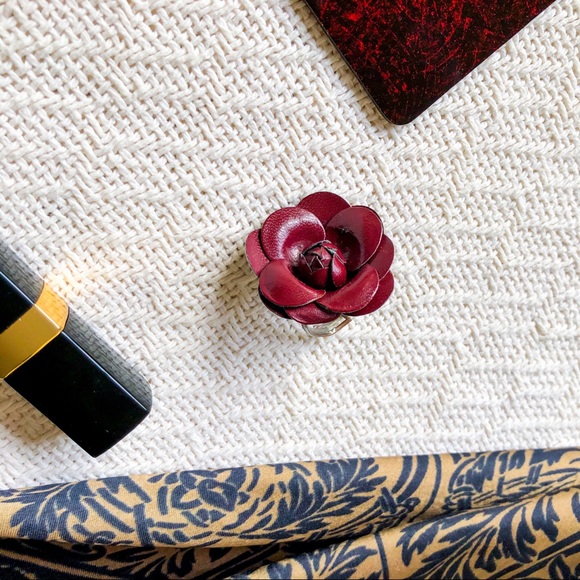 Faux Leather Rose Ring - Picture 3 of 8